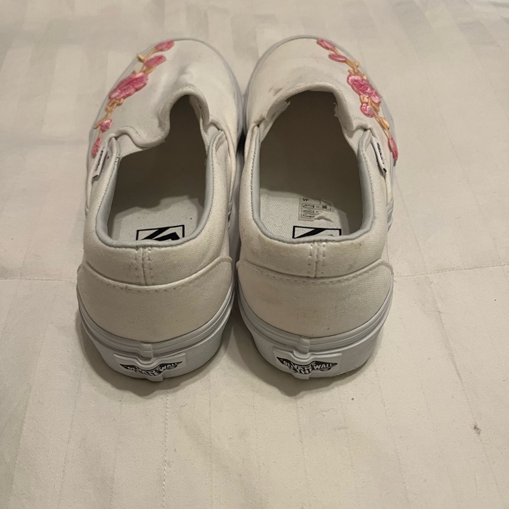 Custom Flower Embroidered Vans - Picture 5 of 6